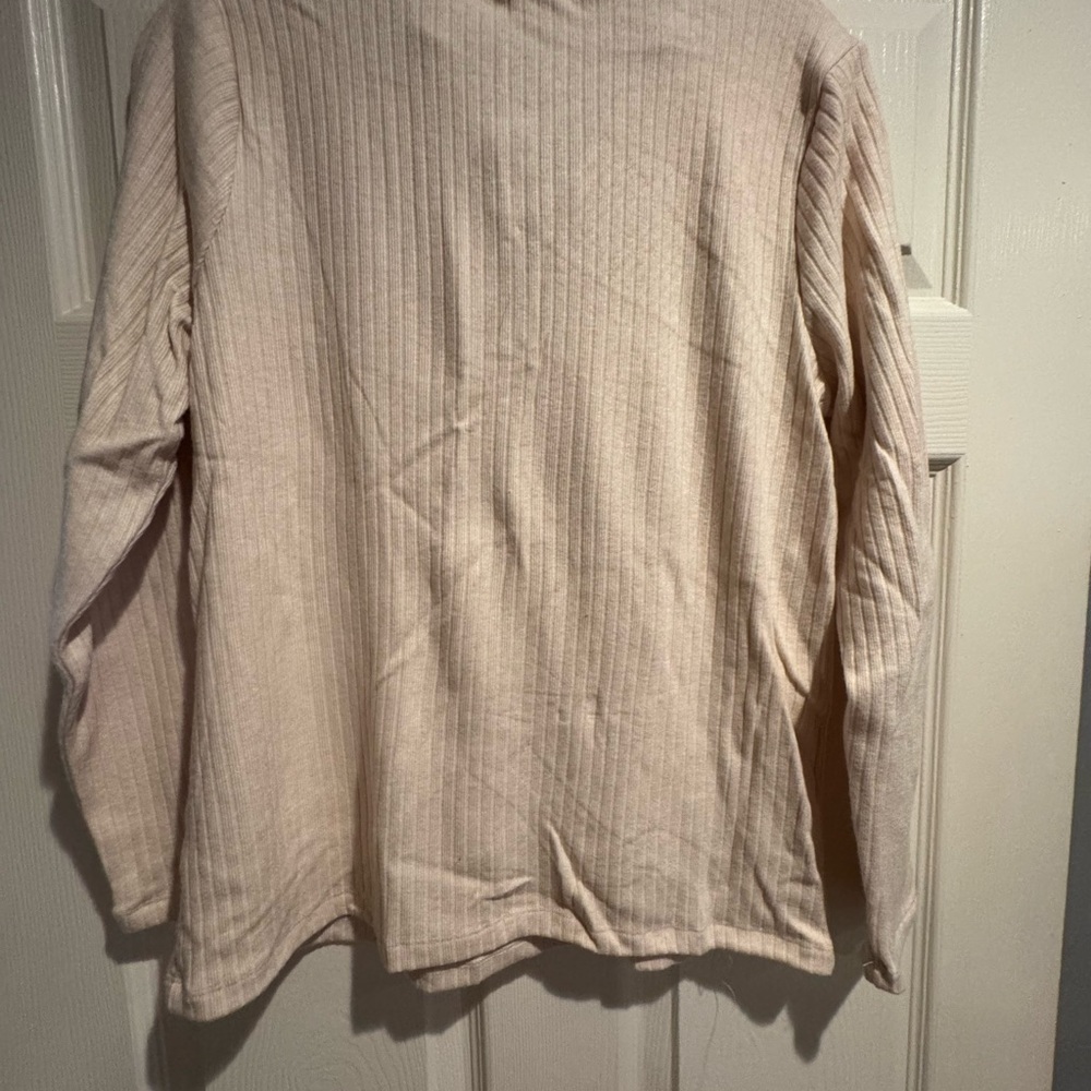 Design History Cream Button Down Ribbed Top - Picture 5 of 6